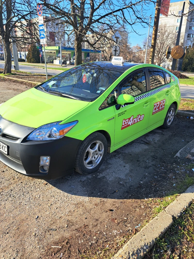 Toyota Prius, снимка 1 - Автомобили и джипове - 48750309