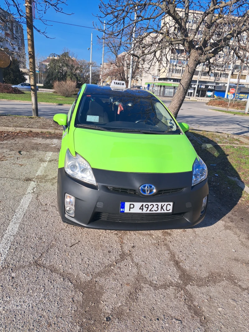 Toyota Prius, снимка 6 - Автомобили и джипове - 48750309