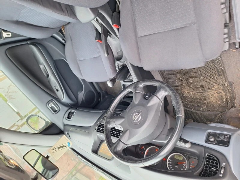 Nissan Almera, снимка 8 - Автомобили и джипове - 52825758