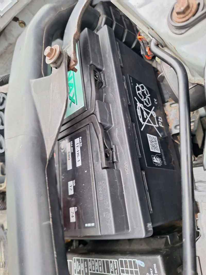 Nissan Almera, снимка 12 - Автомобили и джипове - 52825758