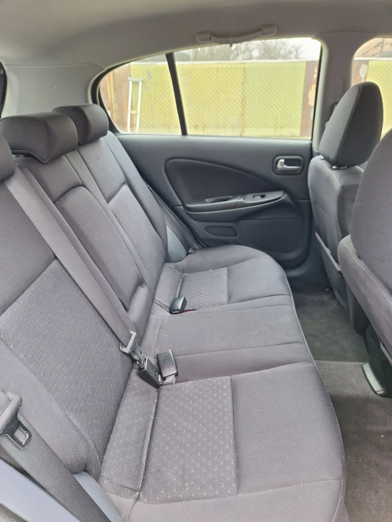Nissan Almera, снимка 7 - Автомобили и джипове - 52825758