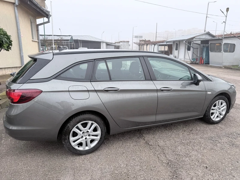 Opel Astra 1.6 110кс, снимка 3 - Автомобили и джипове - 53005357