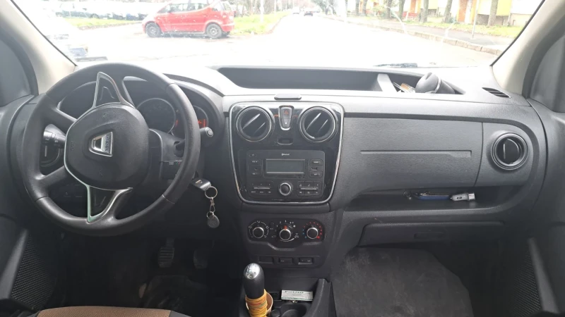 Dacia Dokker, снимка 10 - Автомобили и джипове - 53425509