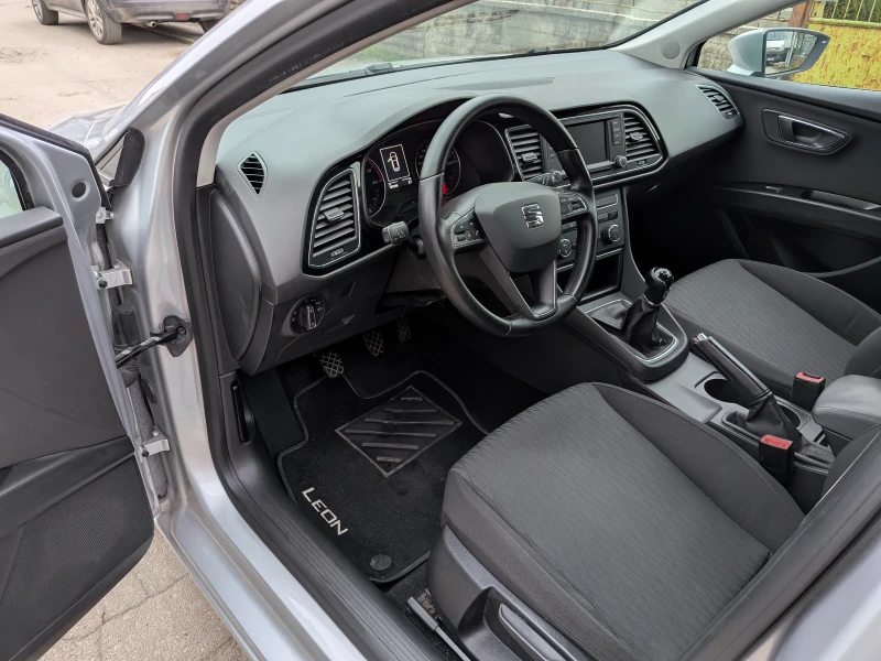 Seat Leon * 1.4TGI* ST* LED* MATRIX* 6СКОРОСТИ* FULL OPTIONA, снимка 10 - Автомобили и джипове - 53480206