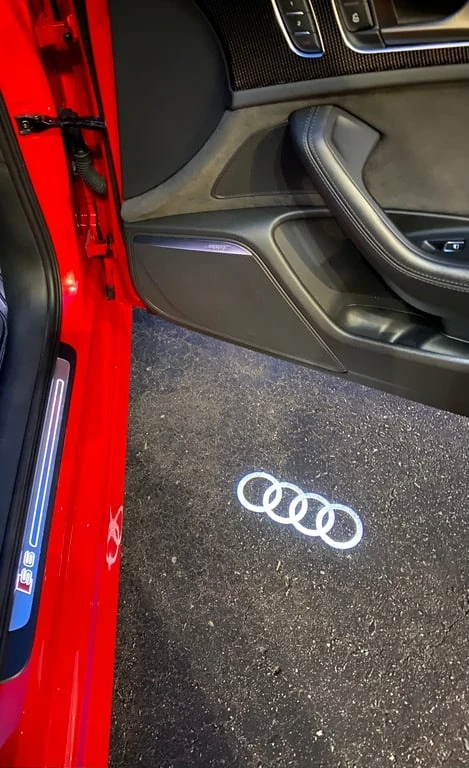 Audi S6 * 4dr Sdn * CARFAX * БЕЗ ПЪРВОНАЧАЛНА ВНОСКА, снимка 10 - Автомобили и джипове - 53145540