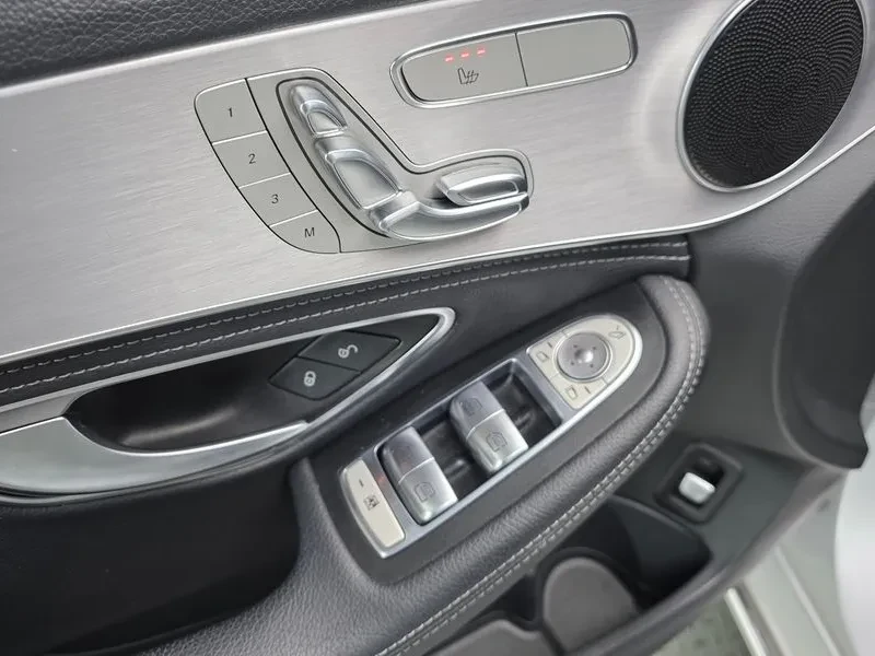 Mercedes-Benz C 220 Avantgarde - САМО 30% АВАНС, снимка 13 - Автомобили и джипове - 55986510