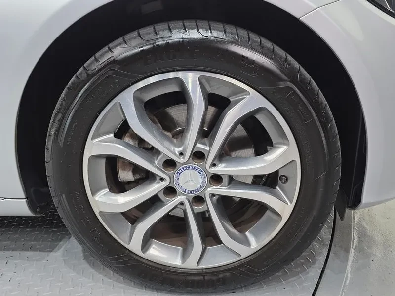 Mercedes-Benz C 220 Avantgarde - САМО 30% АВАНС, снимка 5 - Автомобили и джипове - 55986510
