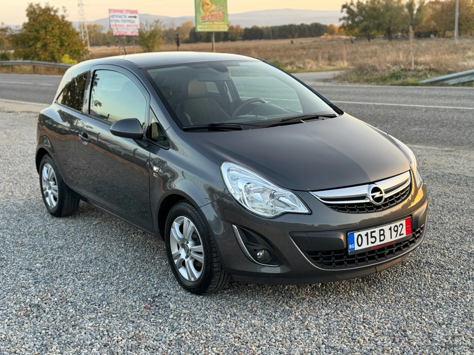 Opel Corsa 1.4i* Клима* Германия* 2013г* Кожа* Топ - изображение 3