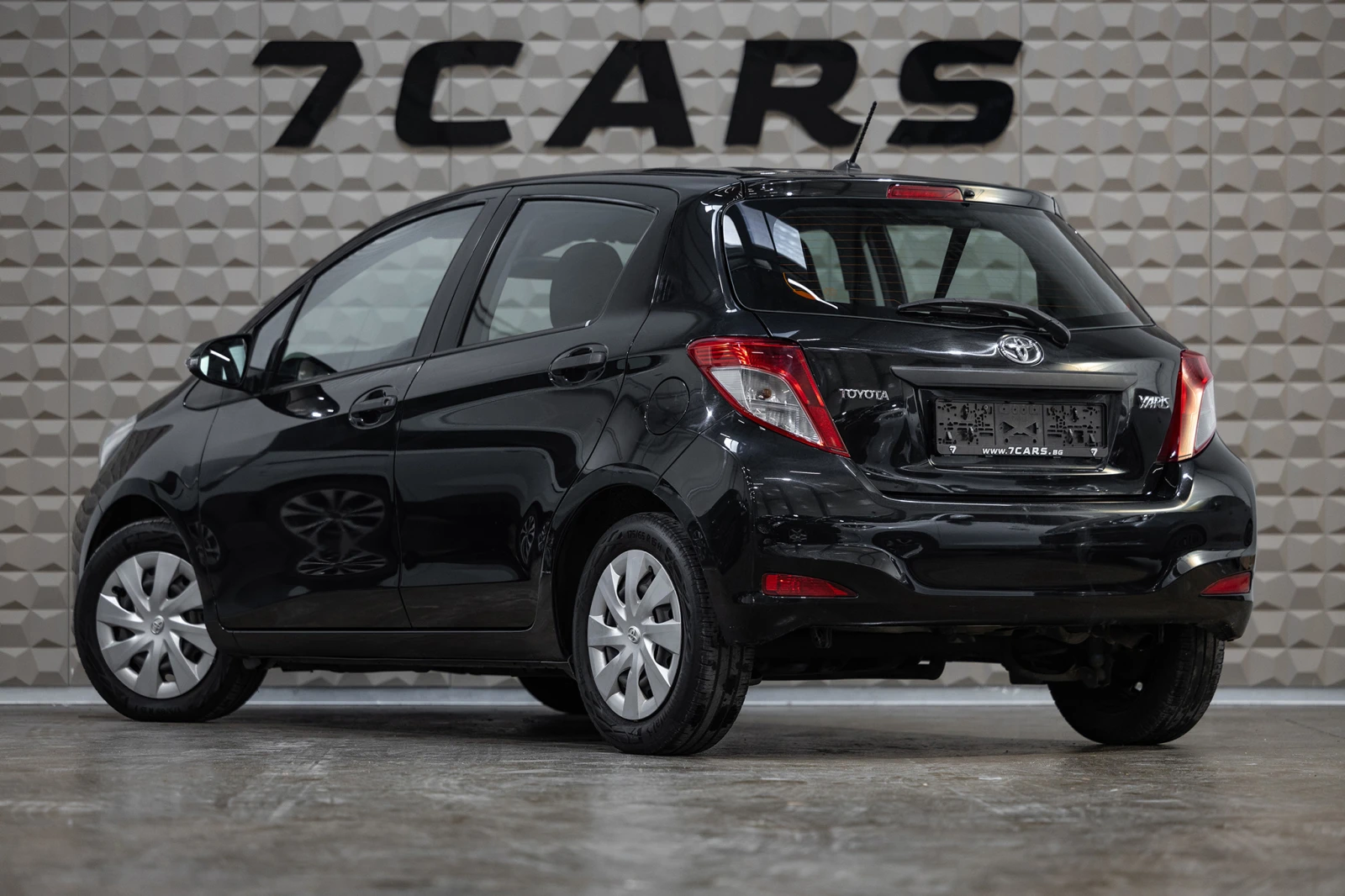 Toyota Yaris 1.3 VVT-i* ГАРАНЦИЯ* ЛИЗИНГ*  - изображение 4