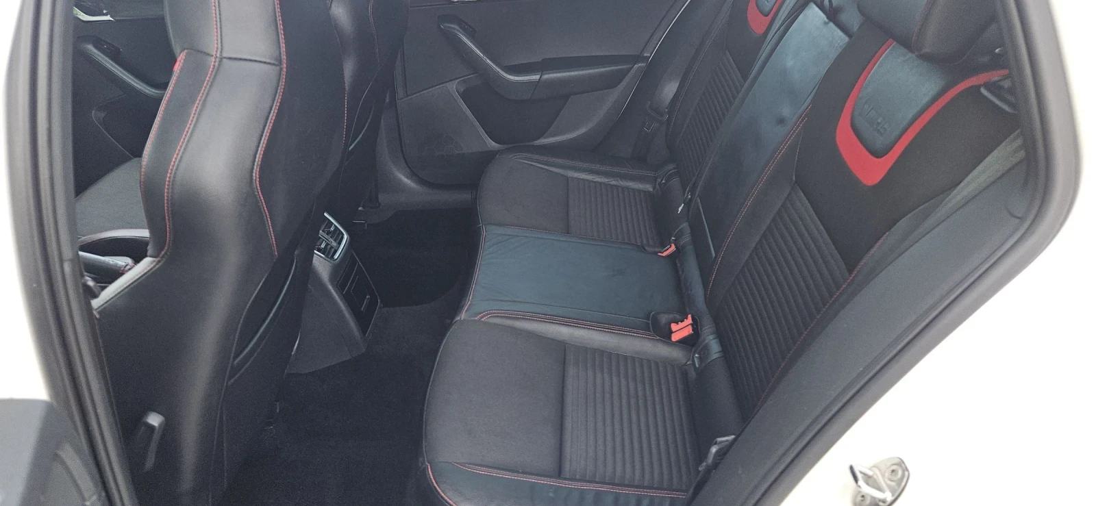 Skoda Octavia VRS* 2.0TDI* 184кс* ПАНОРАМА* КАМЕРА | Mobile.bg — изображение 13