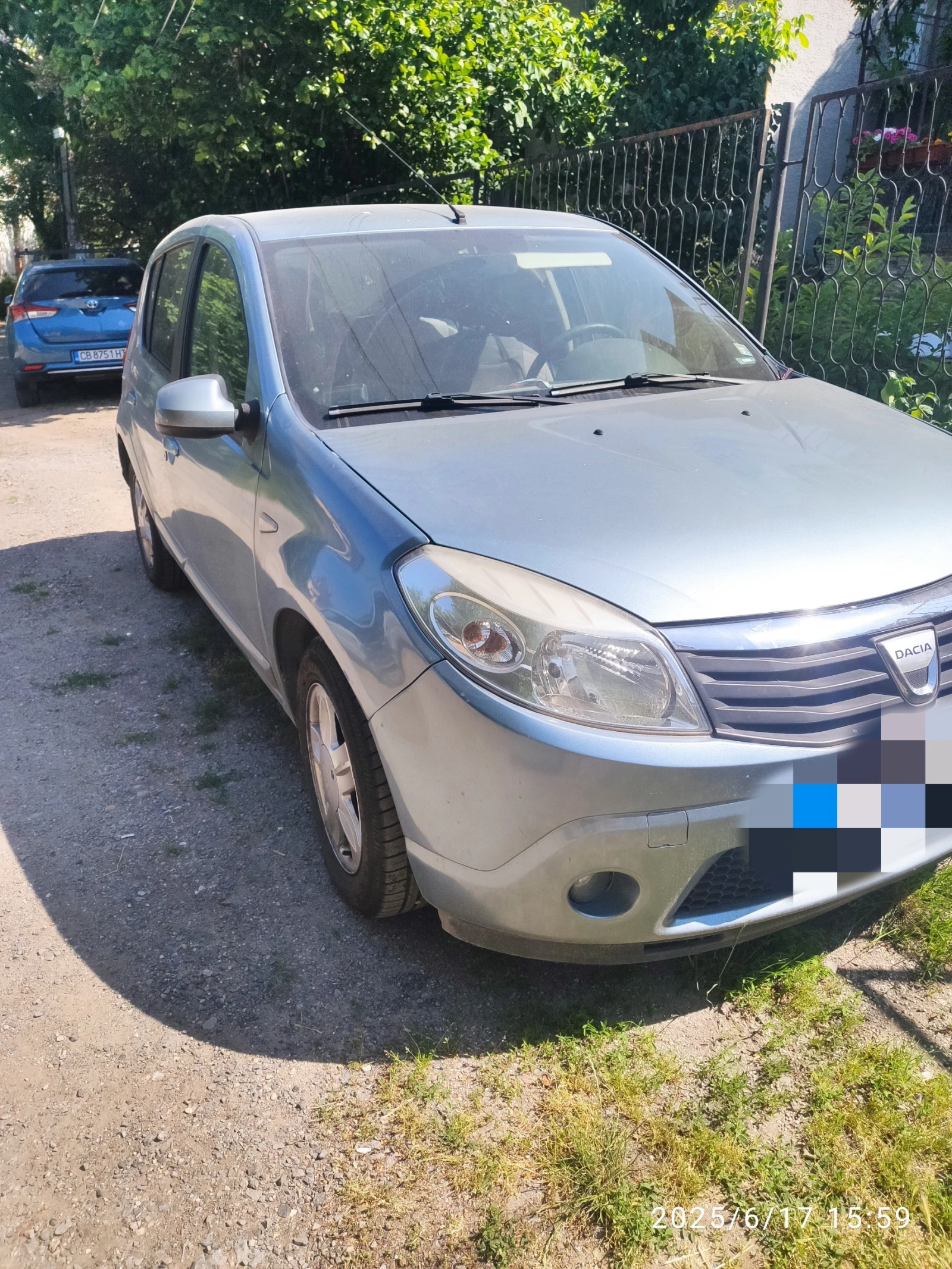 Dacia Sandero  - изображение 2