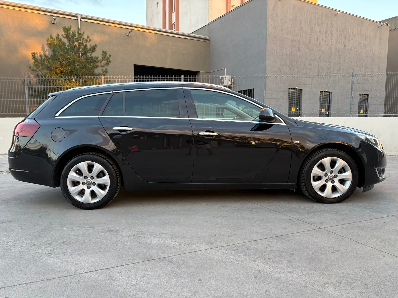 Opel Insignia 170hp 2.0 diesel Euro 6 Automatic Cosmo - изображение 9