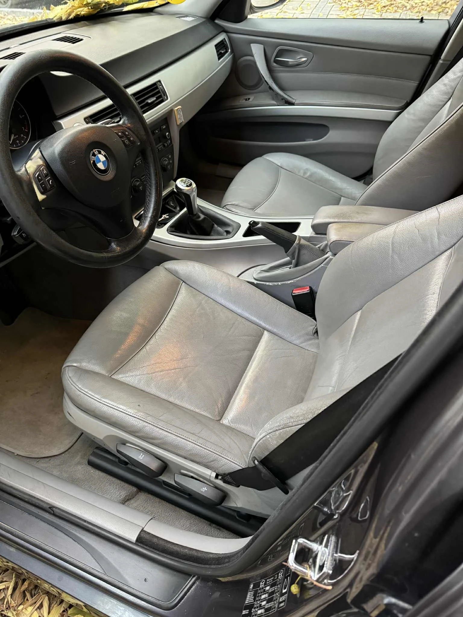 BMW 320  - изображение 9