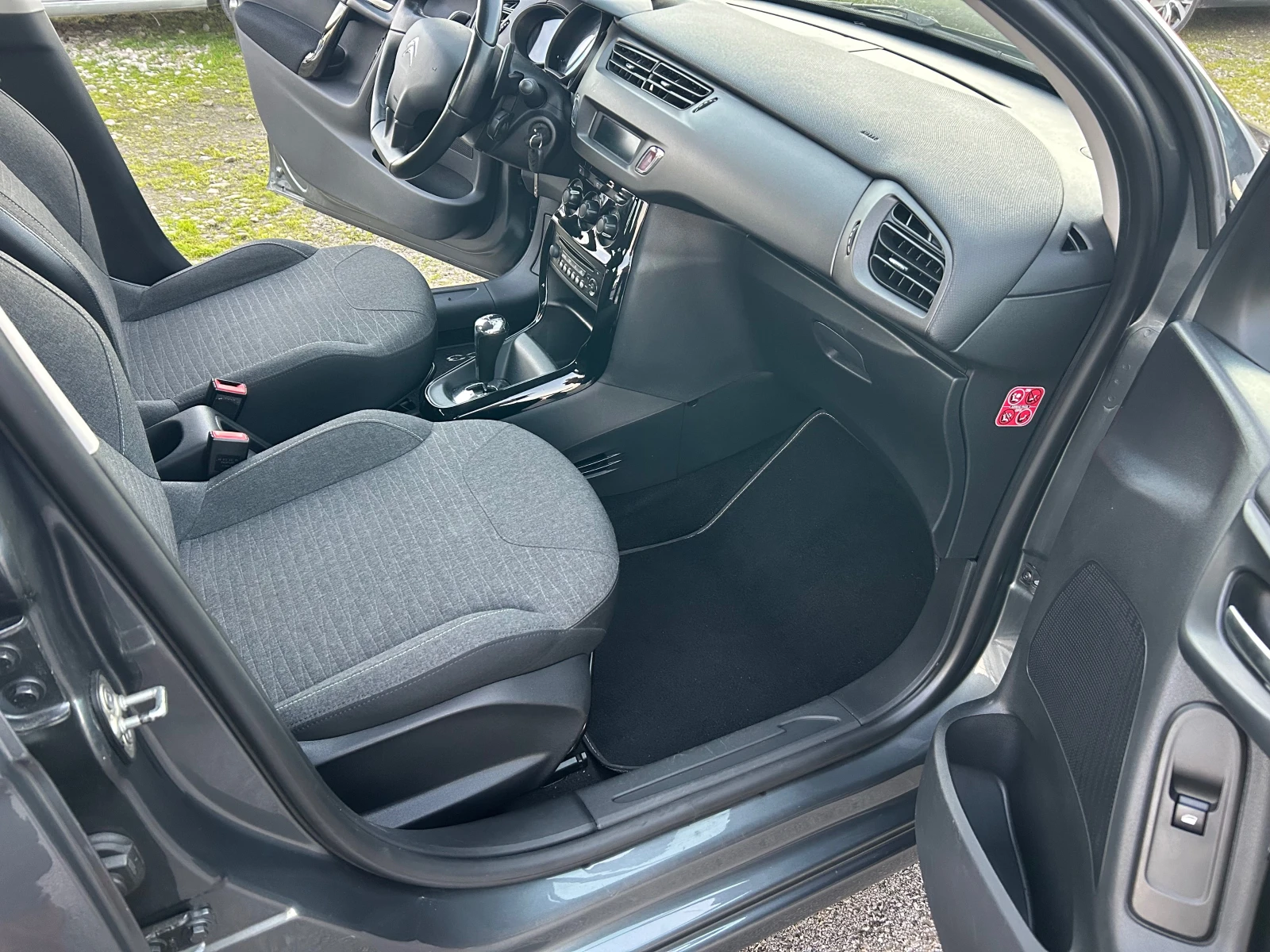 Citroen C3 1.2i  | Mobile.bg   14