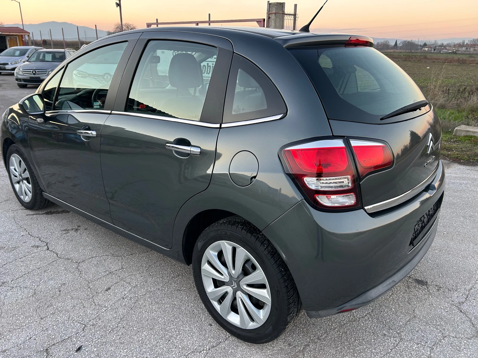 Citroen C3 1.2i  | Mobile.bg   7