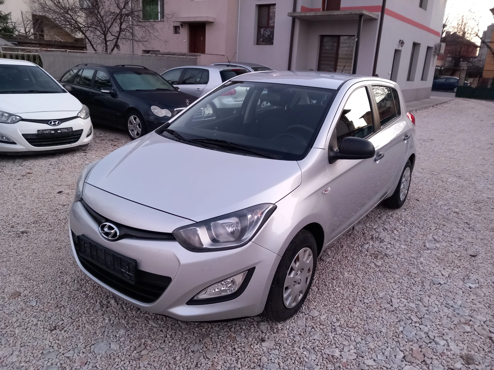 Hyundai I20 13i 85�� �������� | Mobile.bg � ����������� 1