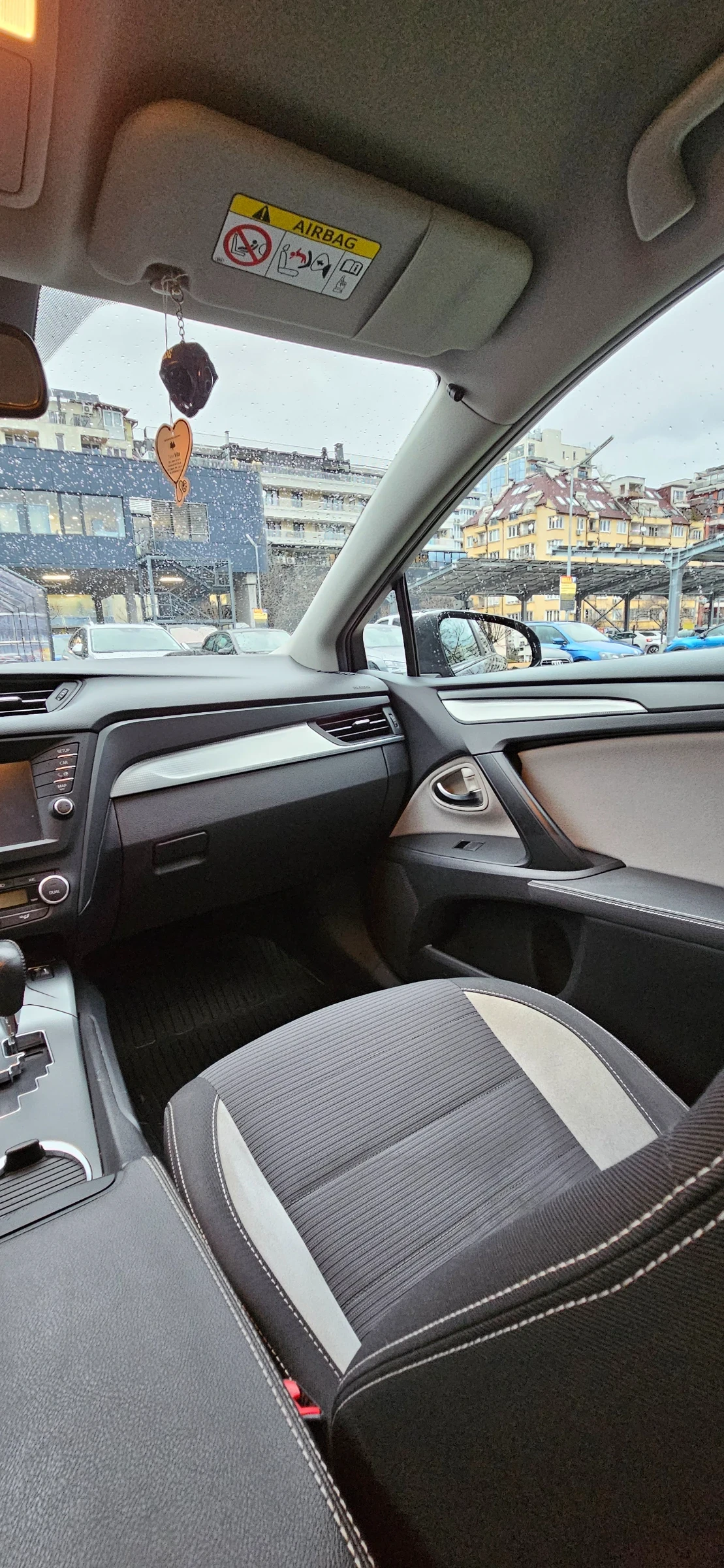 Toyota Avensis | Mobile.bg � ����������� 11