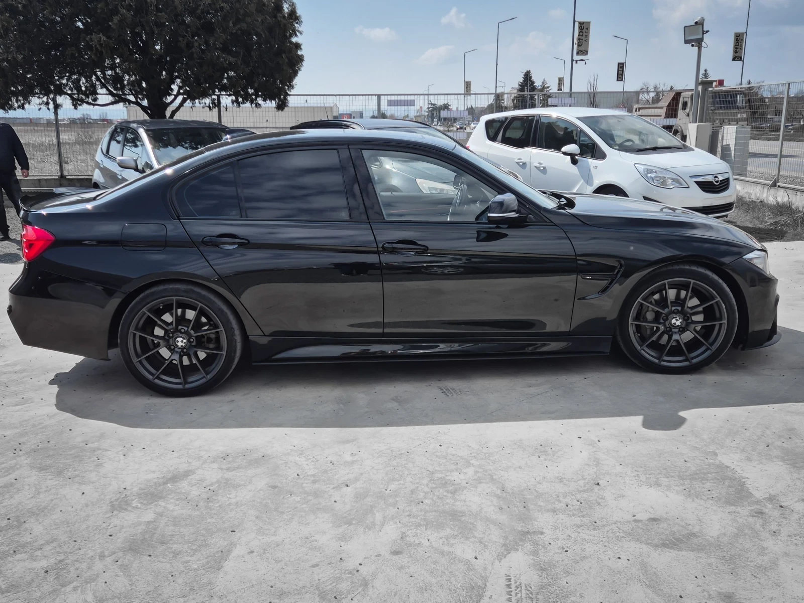 BMW 335 i xDrive F30 | 400+ к.с. | М3 пакет | Stage 2+ , снимка 4 - Автомобили и джипове - 53858354