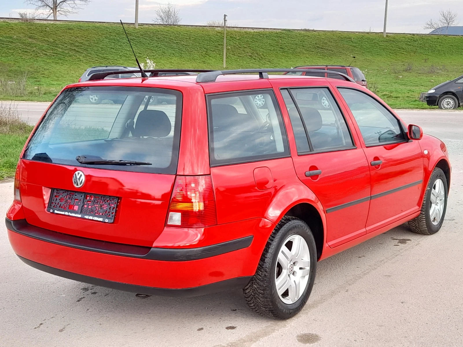 VW Golf, снимка 4 - Автомобили и джипове - 54091978