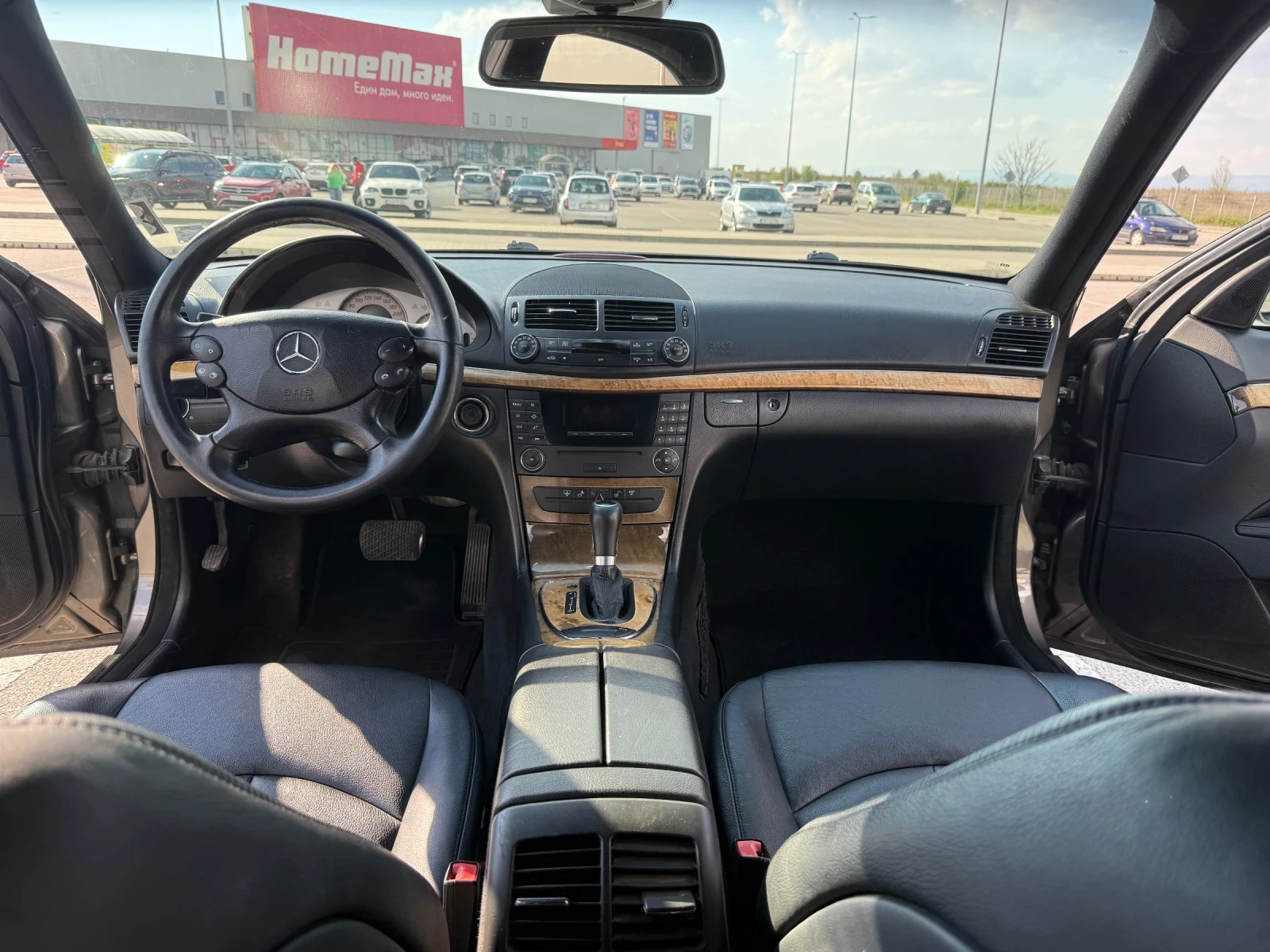 Mercedes-Benz E 220, снимка 12 - Автомобили и джипове - 54240608