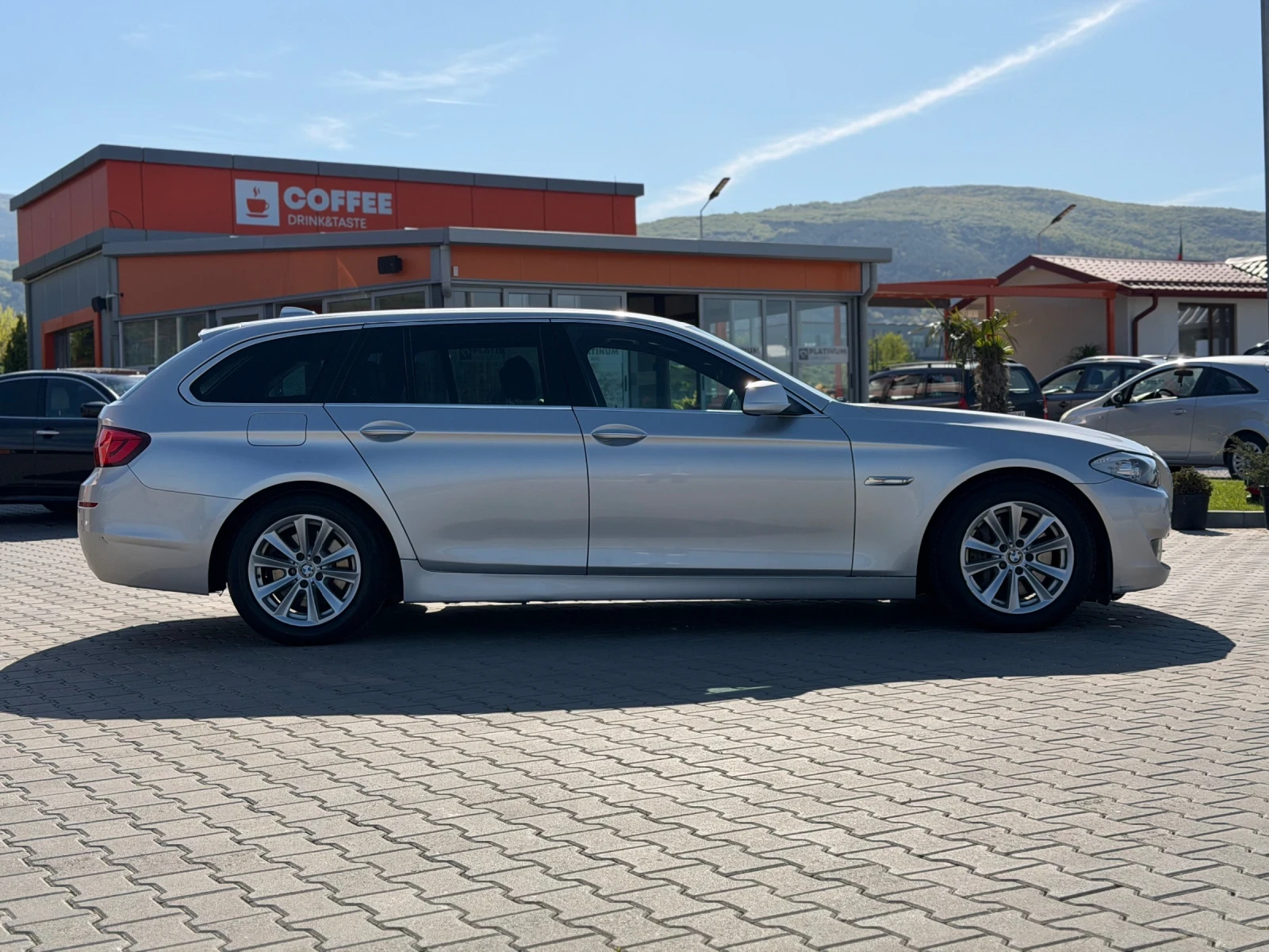 BMW 530, снимка 12 - Автомобили и джипове - 54304961