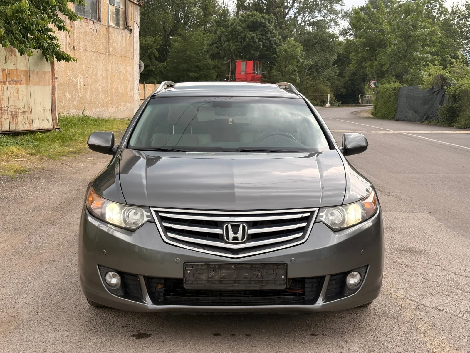 Honda Accord Executive 2.2 i-DTEC , снимка 3 - Автомобили и джипове - 54773922