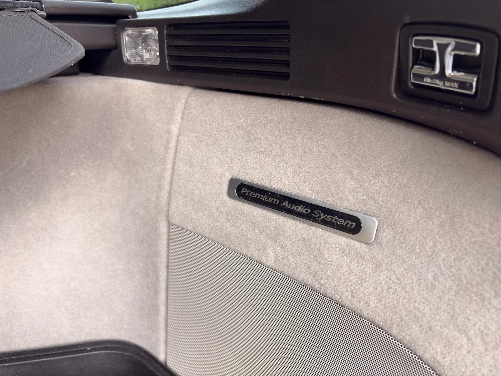 Honda Accord Executive 2.2 i-DTEC , снимка 8 - Автомобили и джипове - 54773922