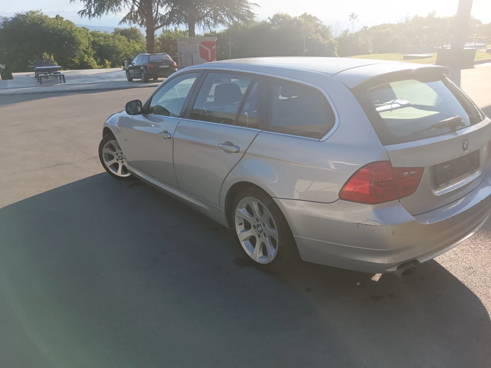 BMW 320 320d, снимка 5 - Автомобили и джипове - 54889153