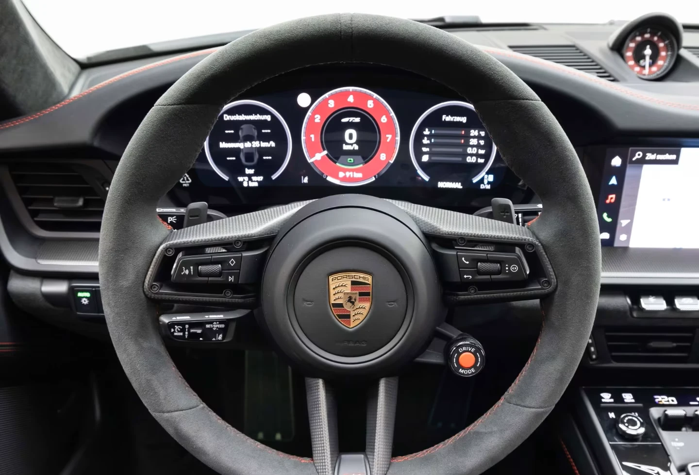 Porsche 911 4* GTS* PDC* 360CAM* MEMORY* KEYLESS* DISTR* , снимка 12 - Автомобили и джипове - 55100209