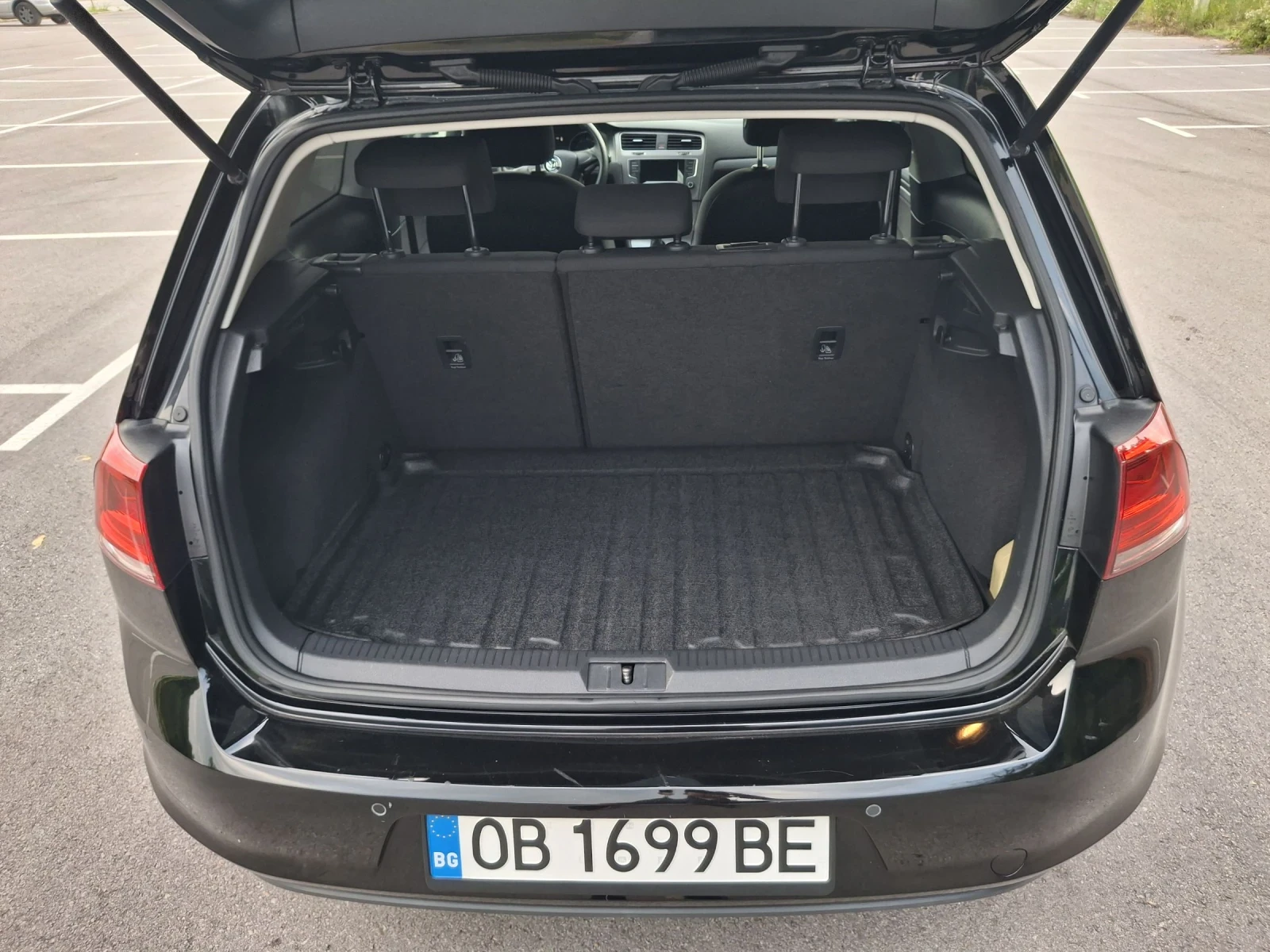 VW Golf 1.2, снимка 11 - Автомобили и джипове - 55180730