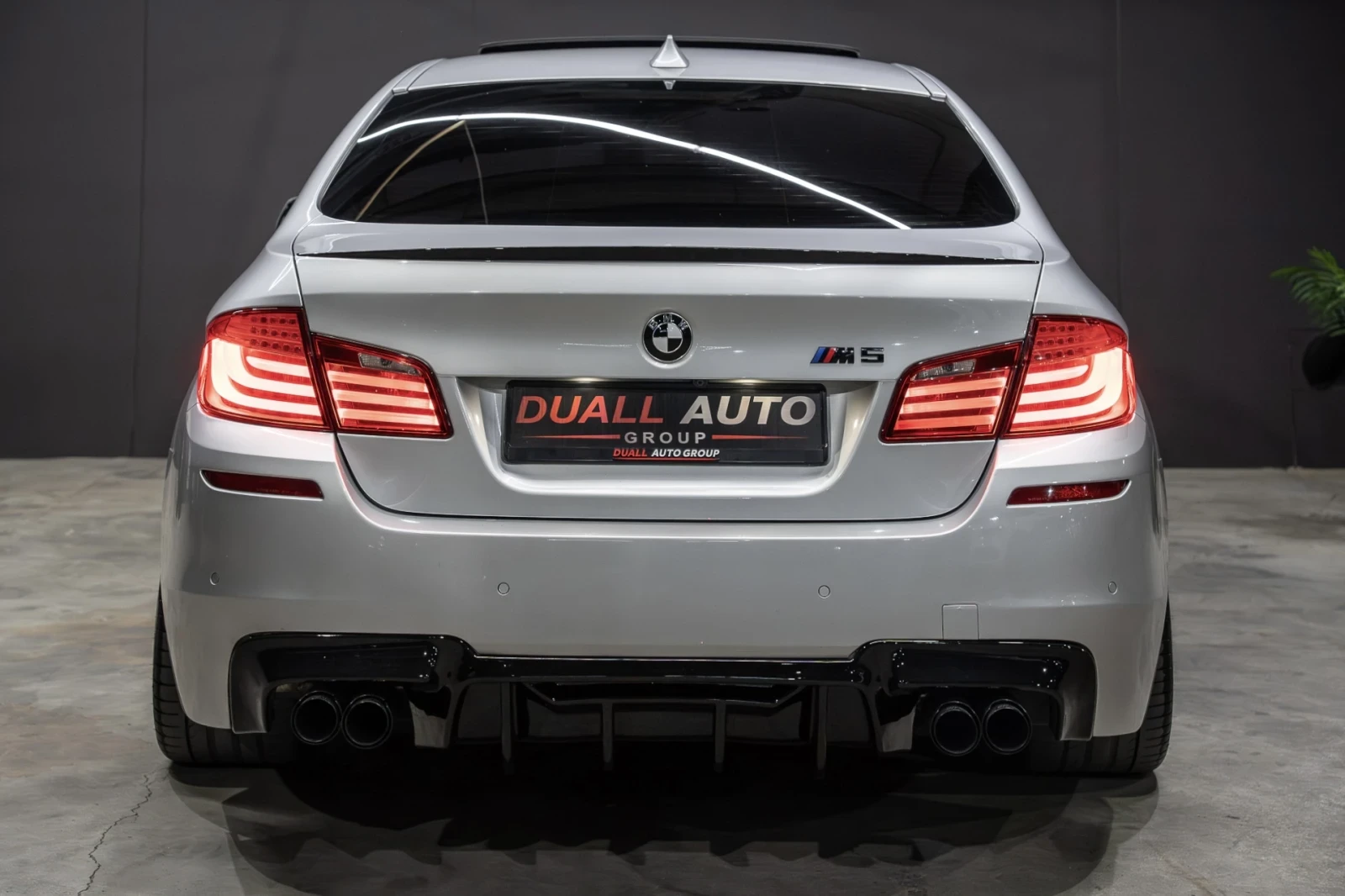 BMW 530 /M-PERFORMANCE/ HEAD UP/ NIGHT VISION/ 3xTV/ LED/ , снимка 5 - Автомобили и джипове - 55255067