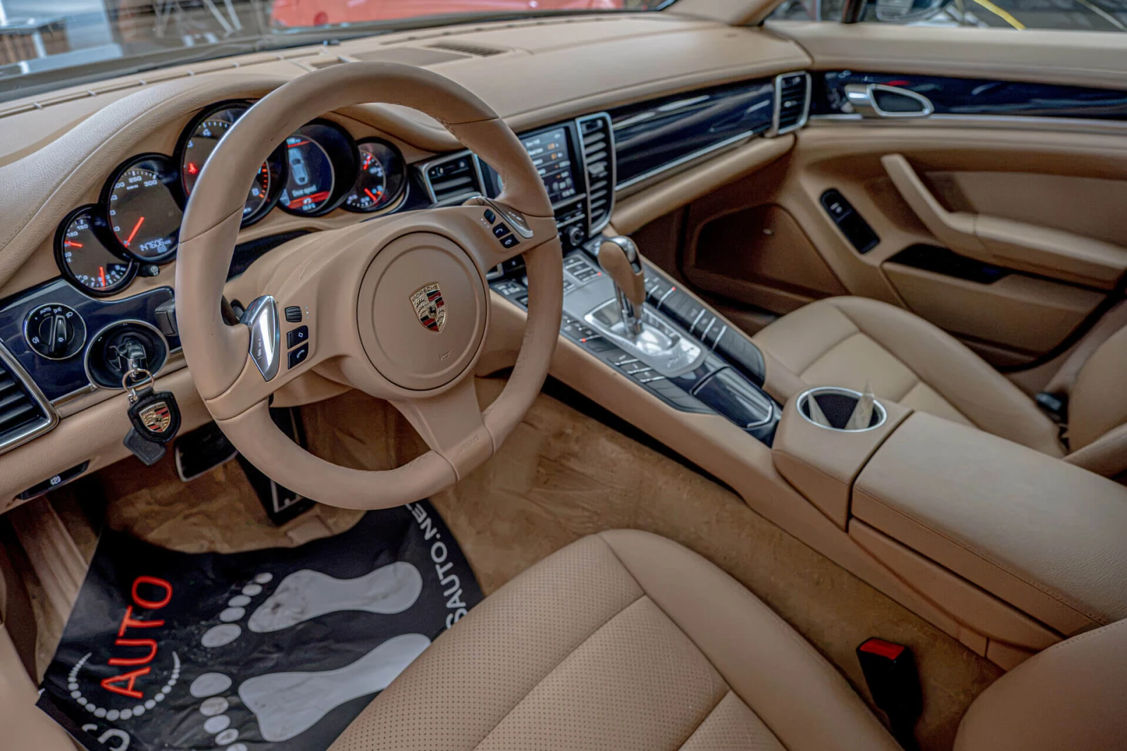 Porsche Panamera 4/PDK/PASM/BOSE/PDC/ABD/Isofix/PCM/ASR/, снимка 7 - Автомобили и джипове - 55407674