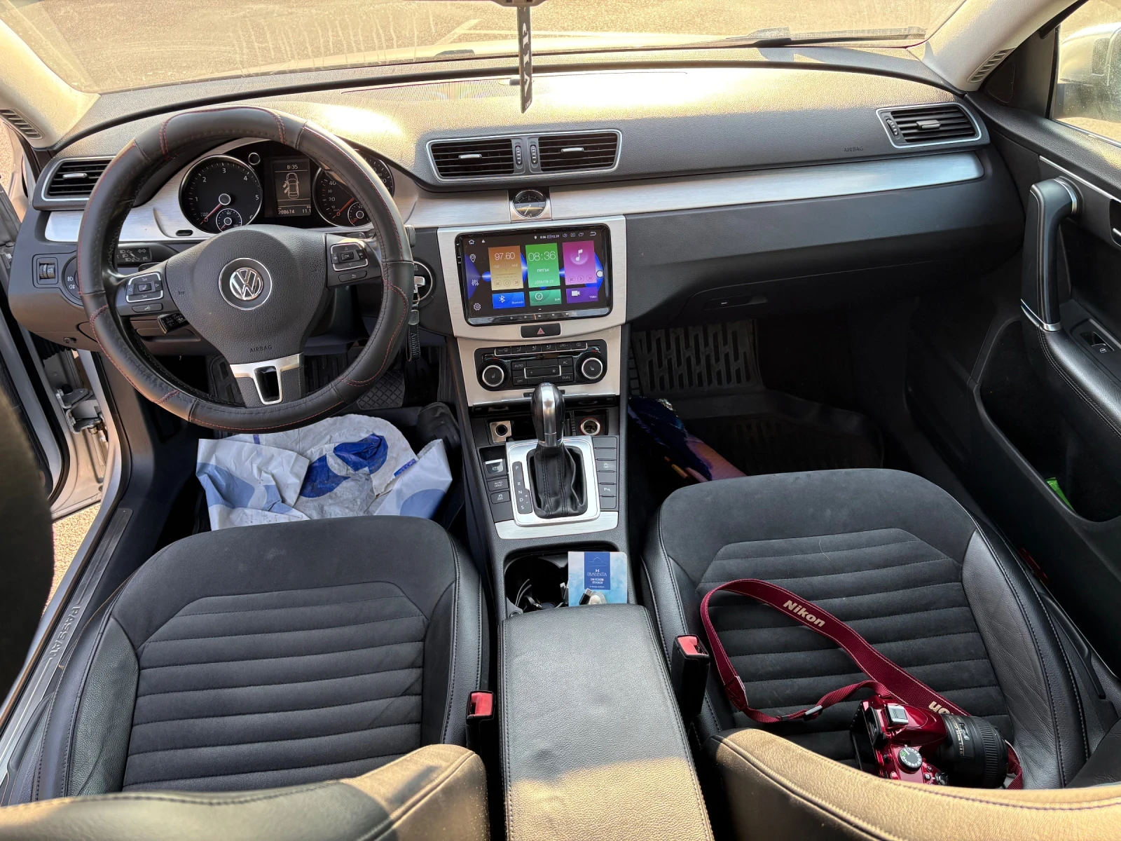 VW Passat 2.0TDi Highline, снимка 11 - Автомобили и джипове - 55883500