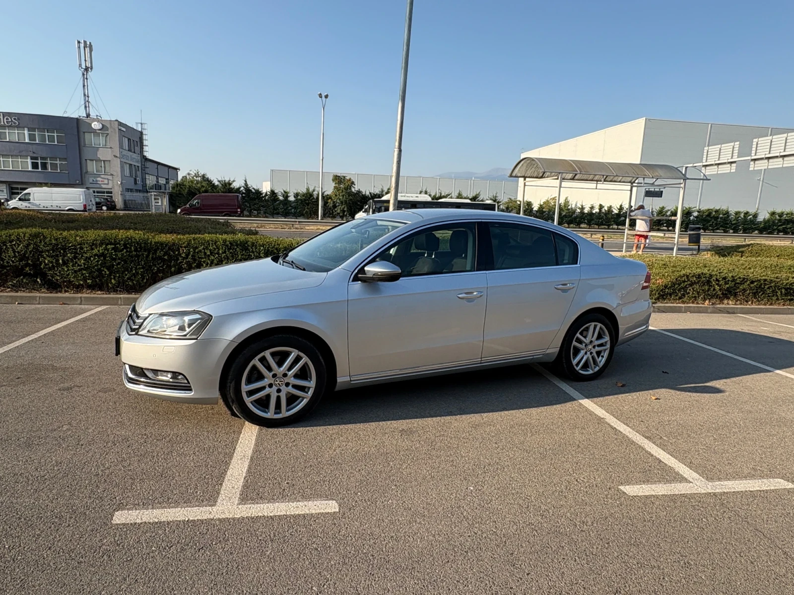 VW Passat 2.0TDi Highline, снимка 4 - Автомобили и джипове - 55883500