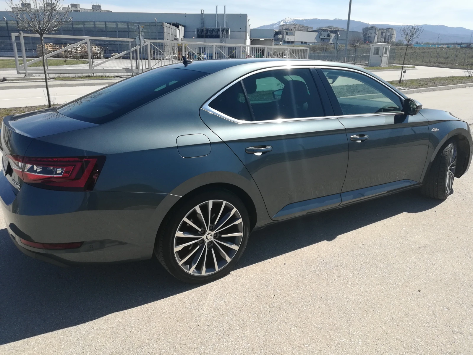 Skoda Superb Superb 3 Laurin & Klement , снимка 5 - Автомобили и джипове - 55986228