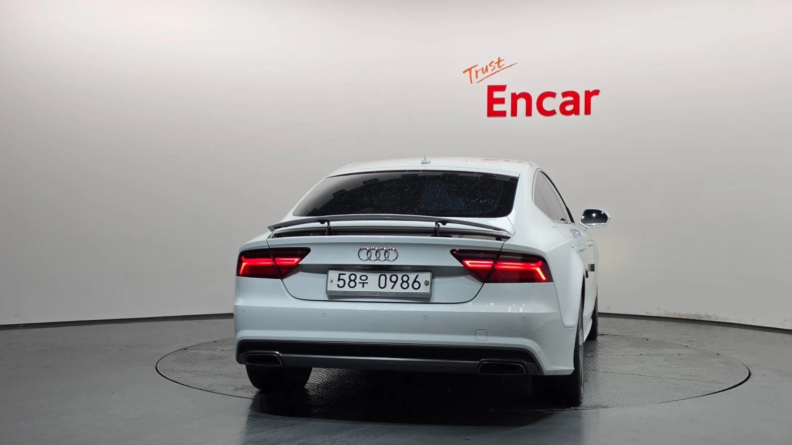 Audi A7 2.0 40TFSI Quattro , снимка 4 - Автомобили и джипове - 56221682