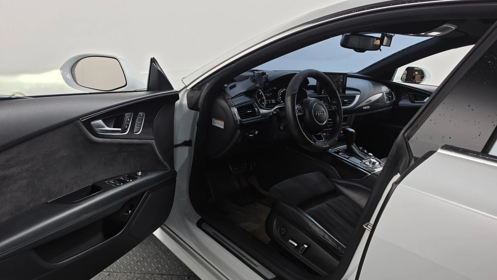 Audi A7 2.0 40TFSI Quattro , снимка 9 - Автомобили и джипове - 56221682