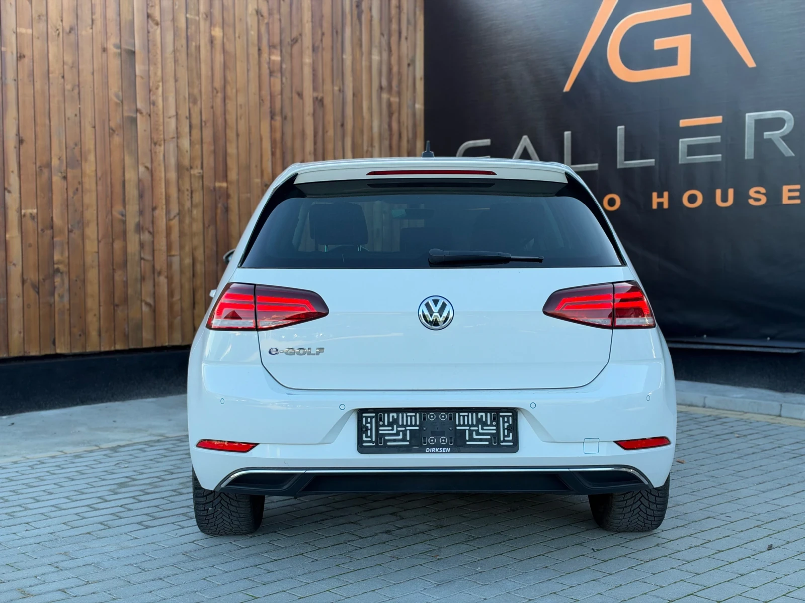 VW Golf E-Golf 36KWh 75000km, снимка 5 - Автомобили и джипове - 56646870