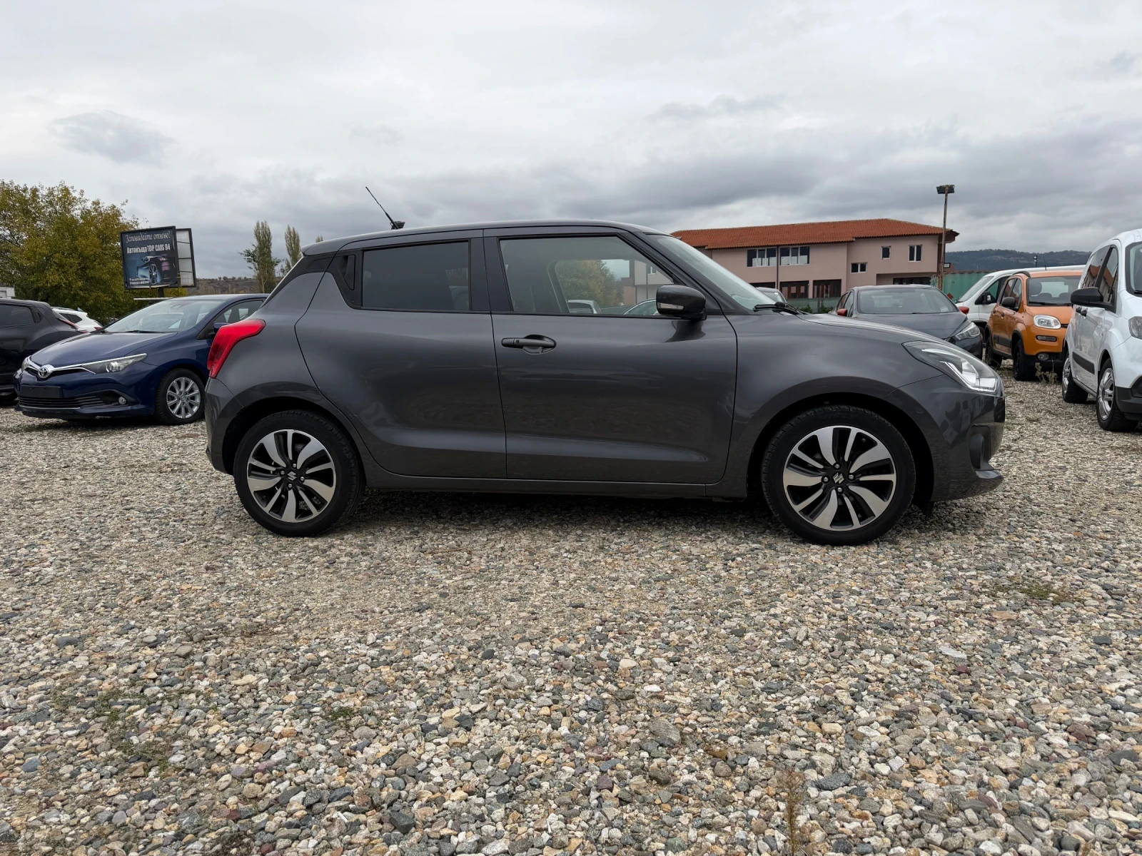 Suzuki Swift, снимка 3 - Автомобили и джипове - 56744246