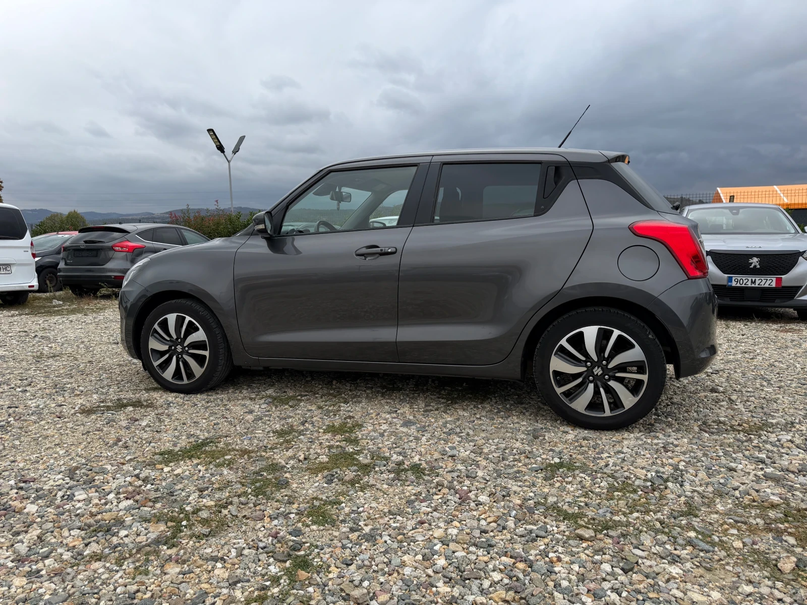 Suzuki Swift, снимка 5 - Автомобили и джипове - 56744246