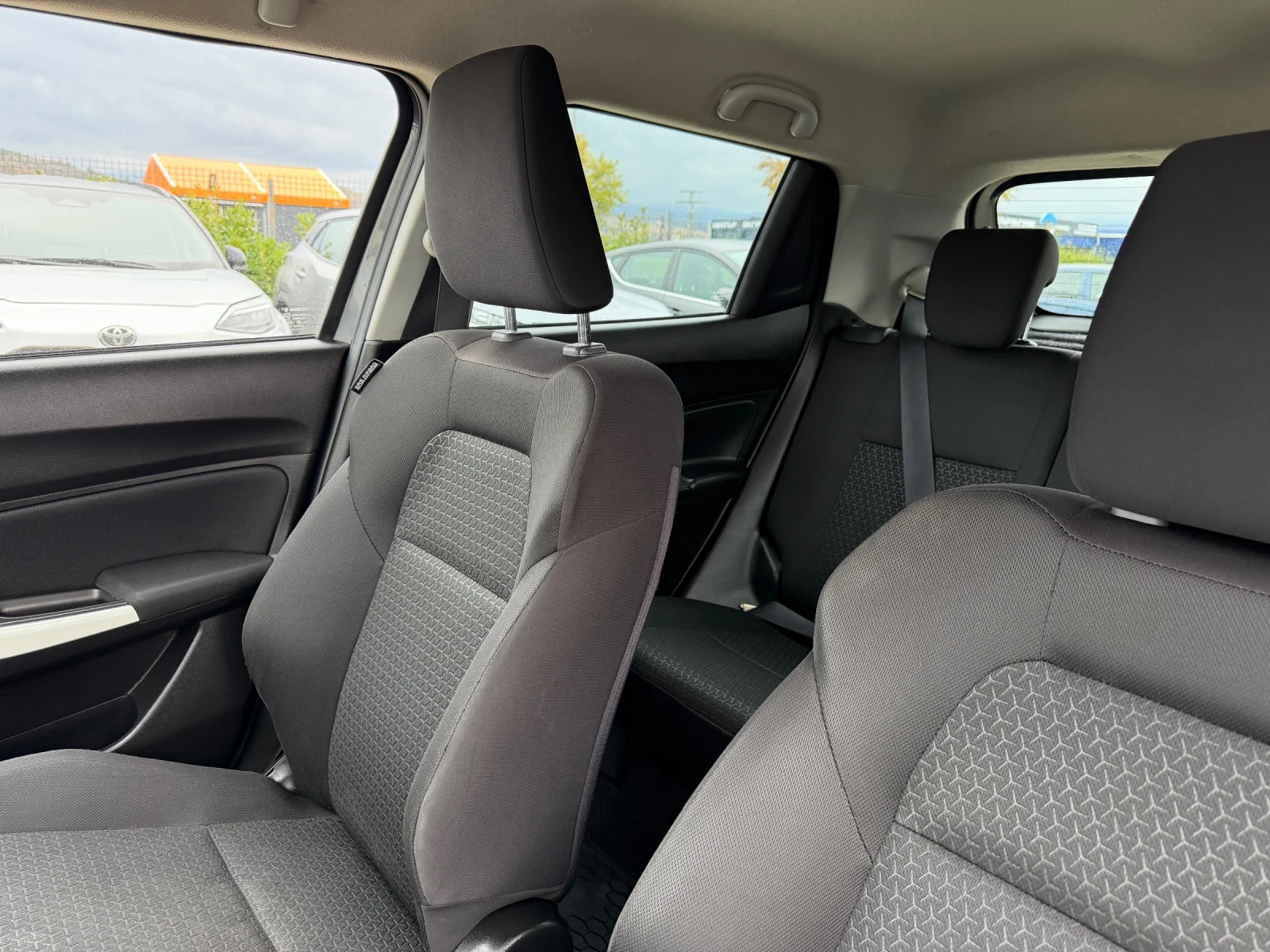Suzuki Swift, снимка 7 - Автомобили и джипове - 56744246