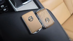 Volvo XC60 * ПАНО* KEYLESS* Camera* ПОДГРЕВ* , снимка 17