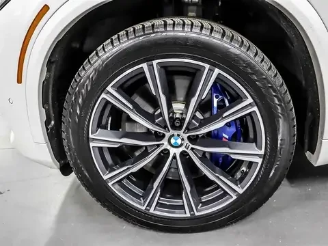 BMW X5 40 XDRIVE / M SPORT / SWAROVSKI / HUD / PANO , снимка 14 - Автомобили и джипове - 55995628