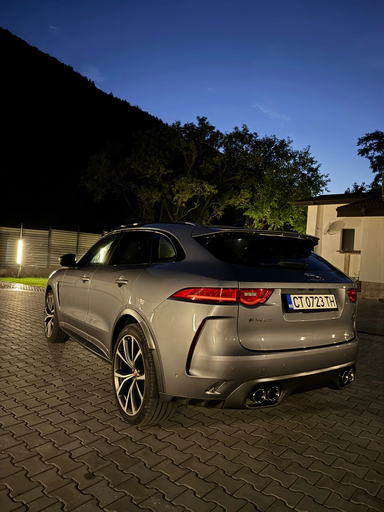 Jaguar F-PACE SVR 551К.С - изображение 4