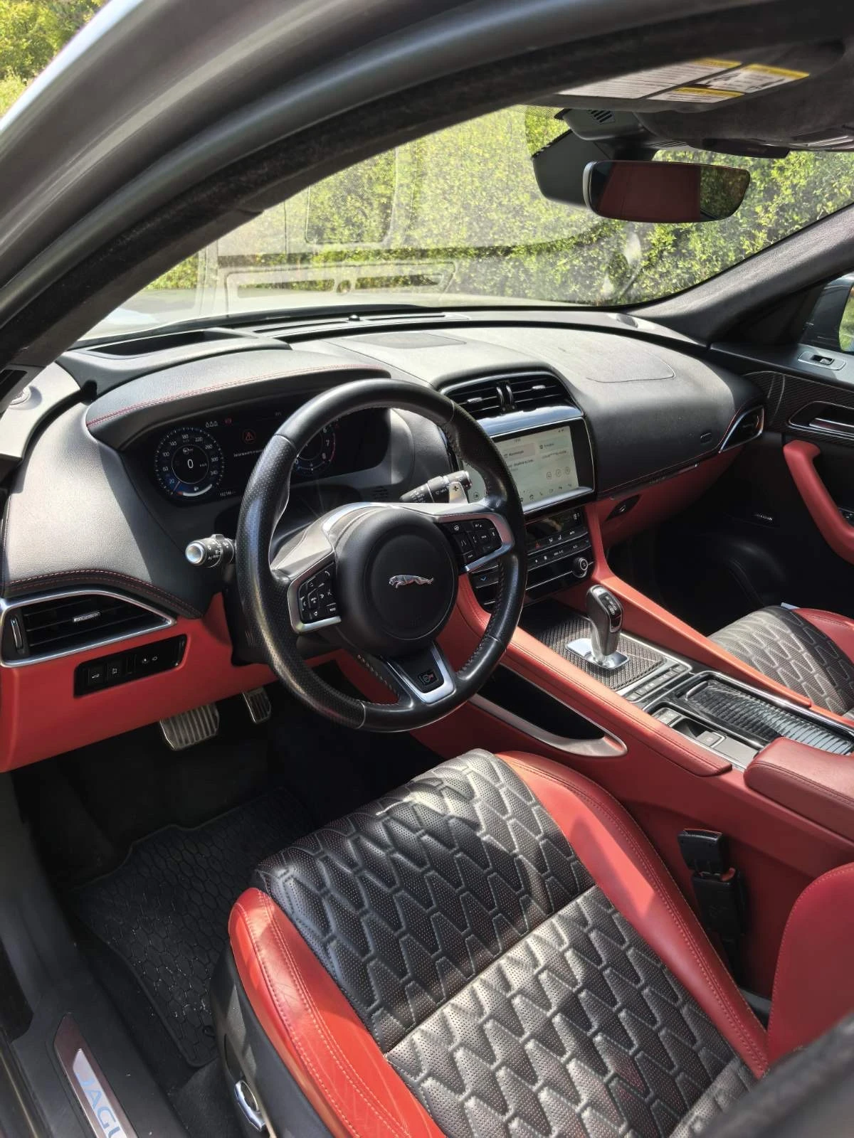 Jaguar F-PACE SVR 551К.С - изображение 8