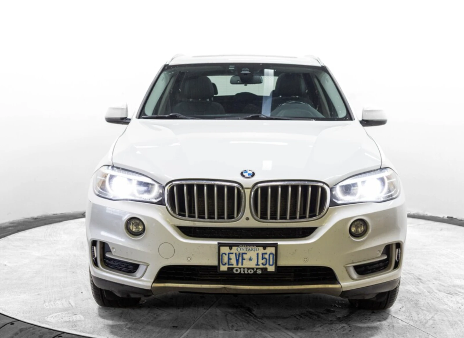 BMW X5 Xdrive 35i - изображение 2