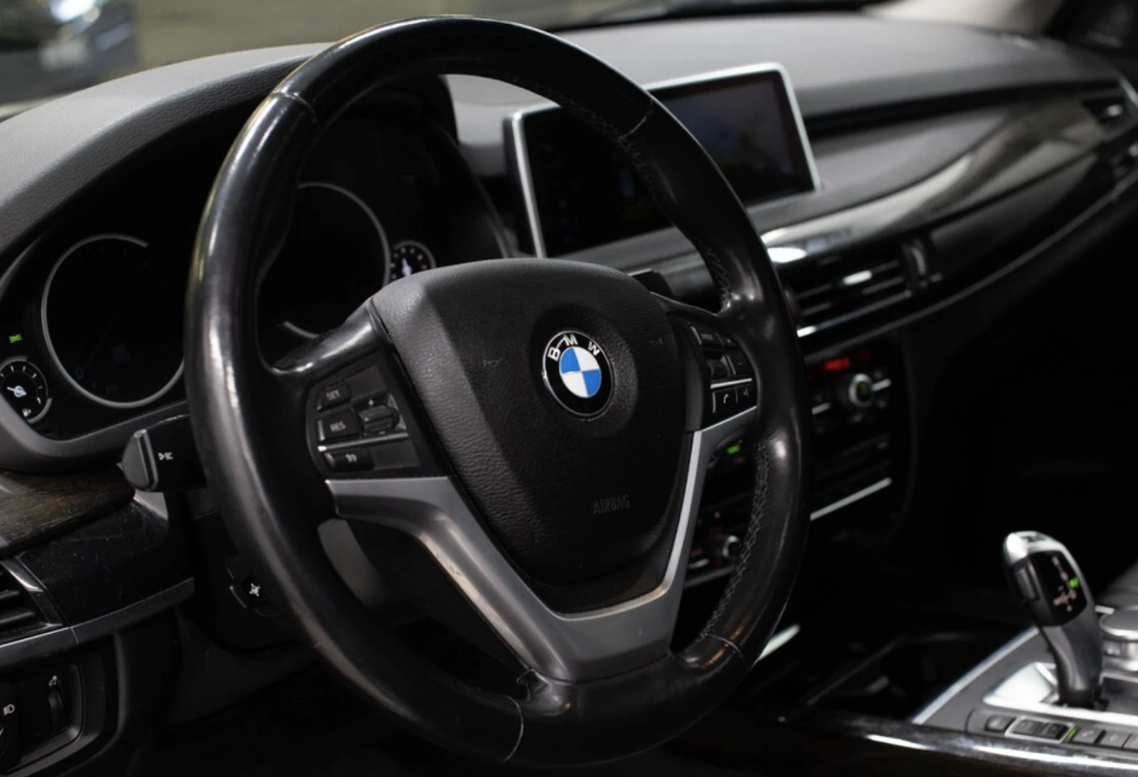 BMW X5 Xdrive 35i - изображение 9