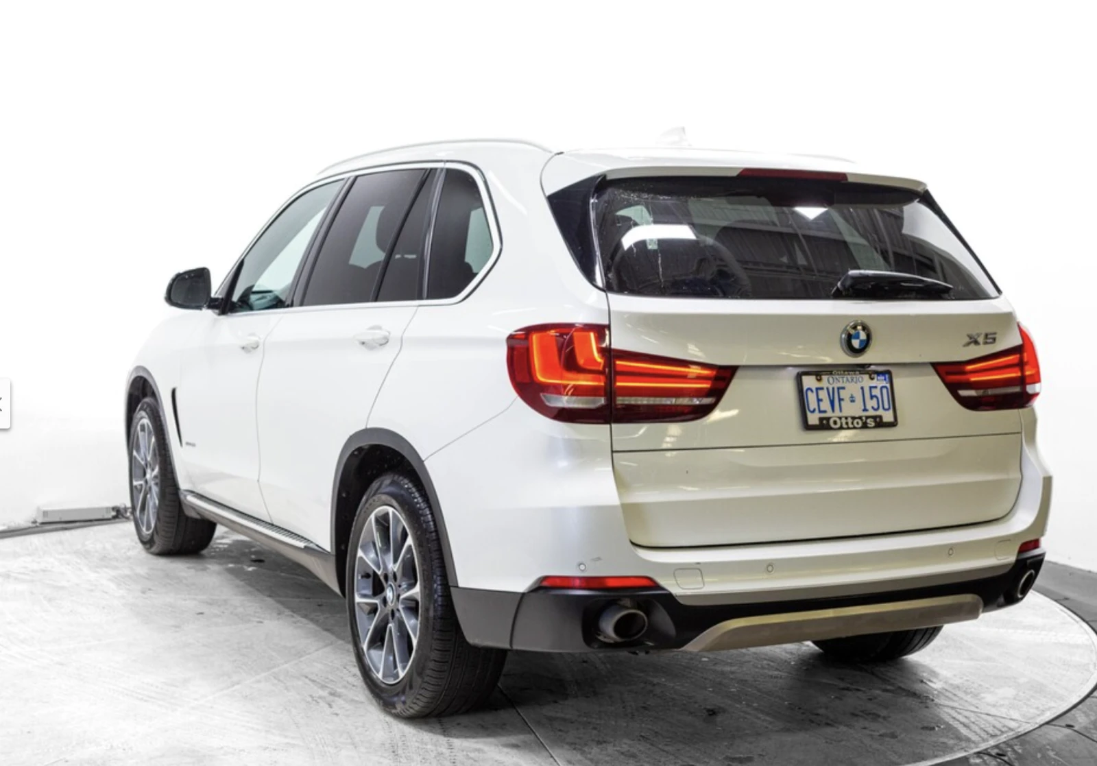 BMW X5 Xdrive 35i - изображение 4