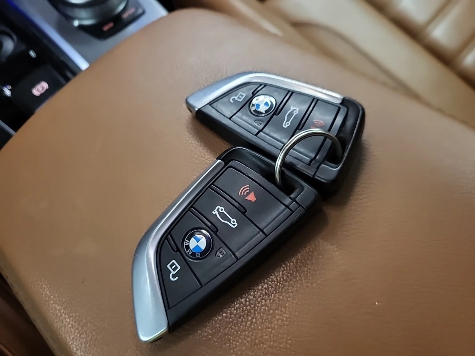 BMW X4 * * CARFAX * *   * *  | Mobile.bg   16