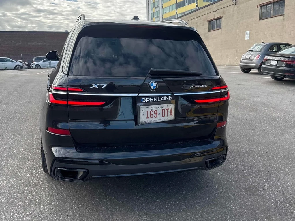 BMW X7 xDrive40i  CARFAX | Mobile.bg   4